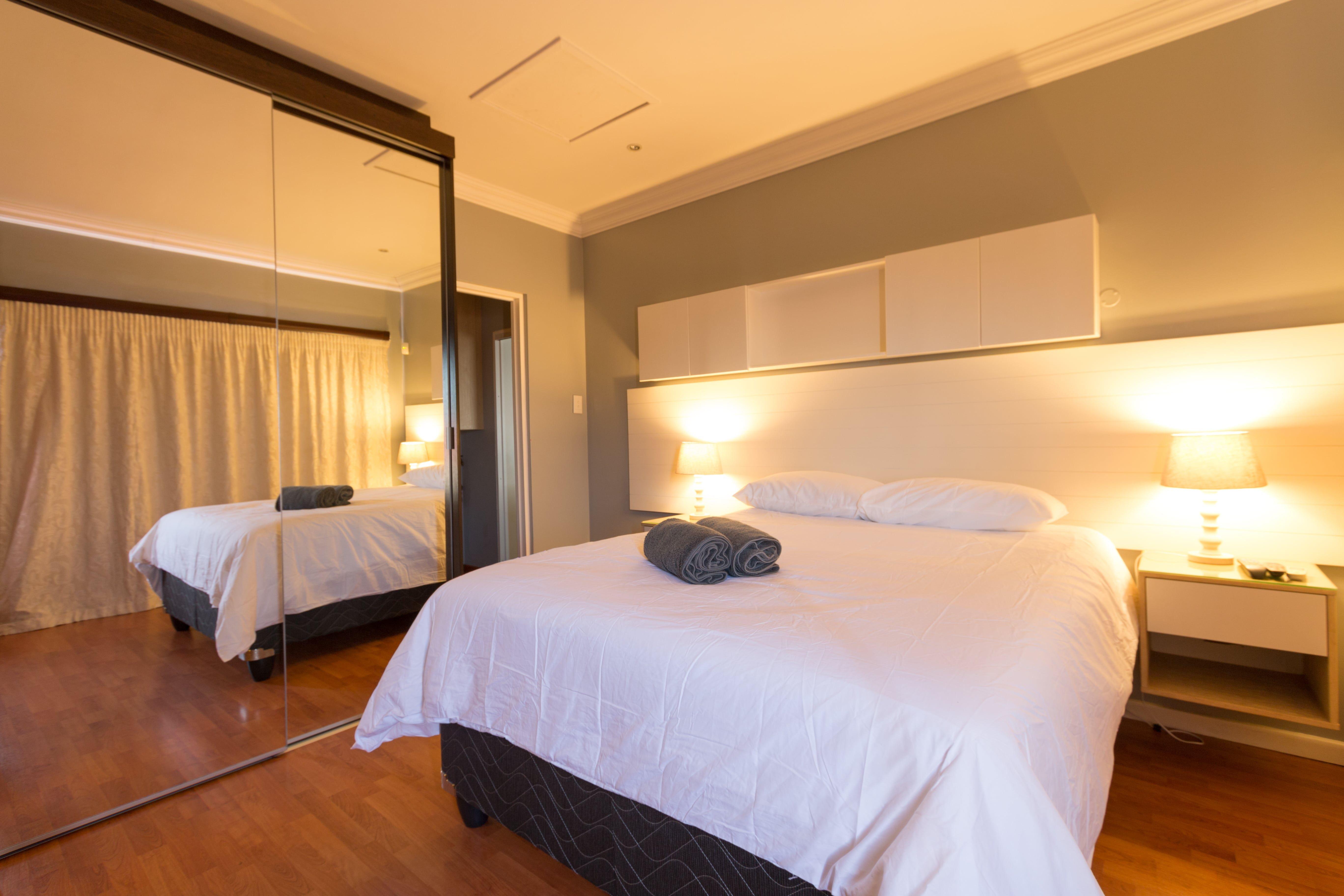 Skylink Holiday Accommodation | Self-catering Dorchester Heights