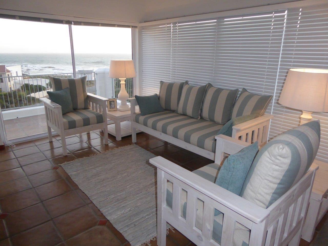 Seaview Villa | Yzerfontein Accommodation