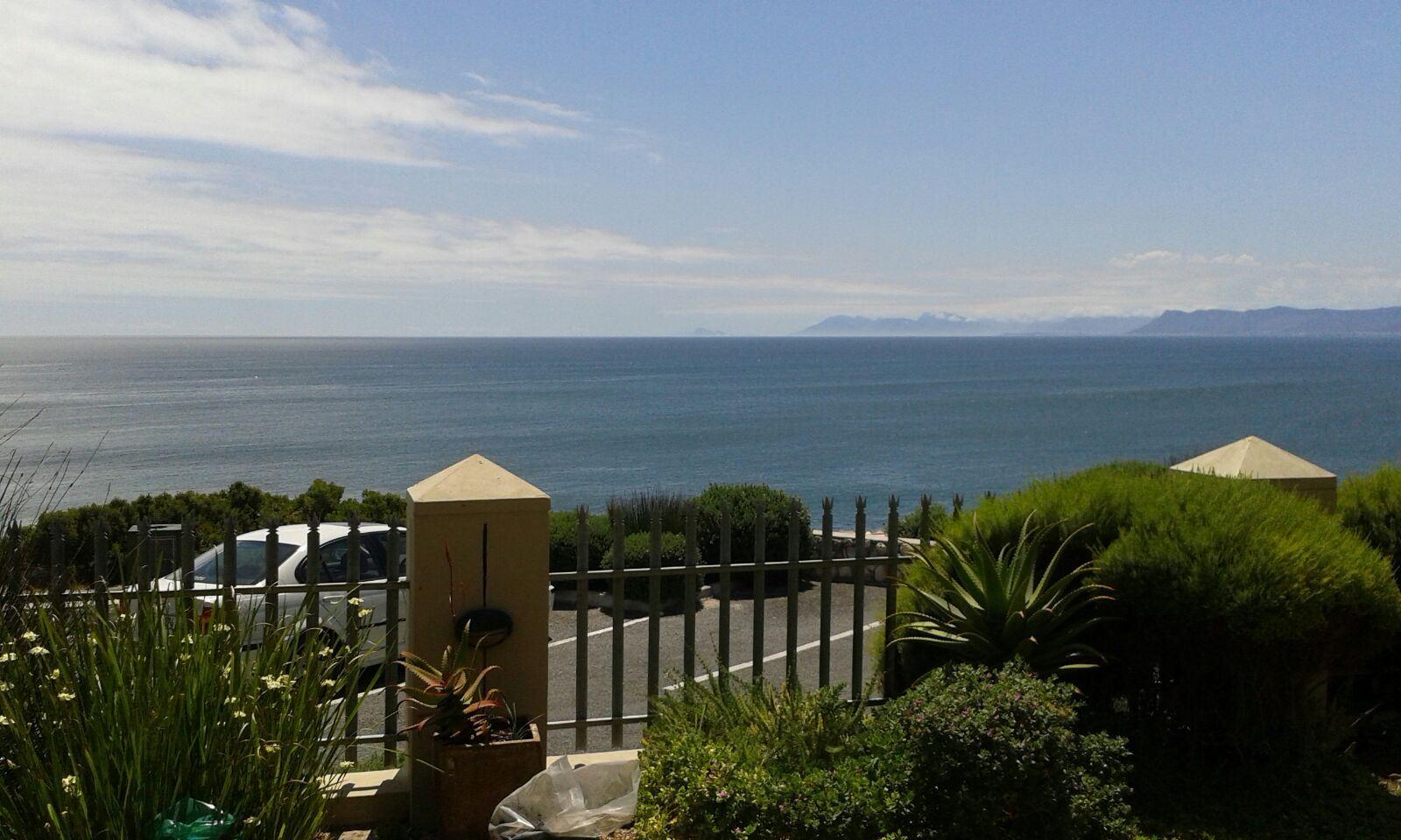 Whale Cove AG03 | Accommodation De Kelders