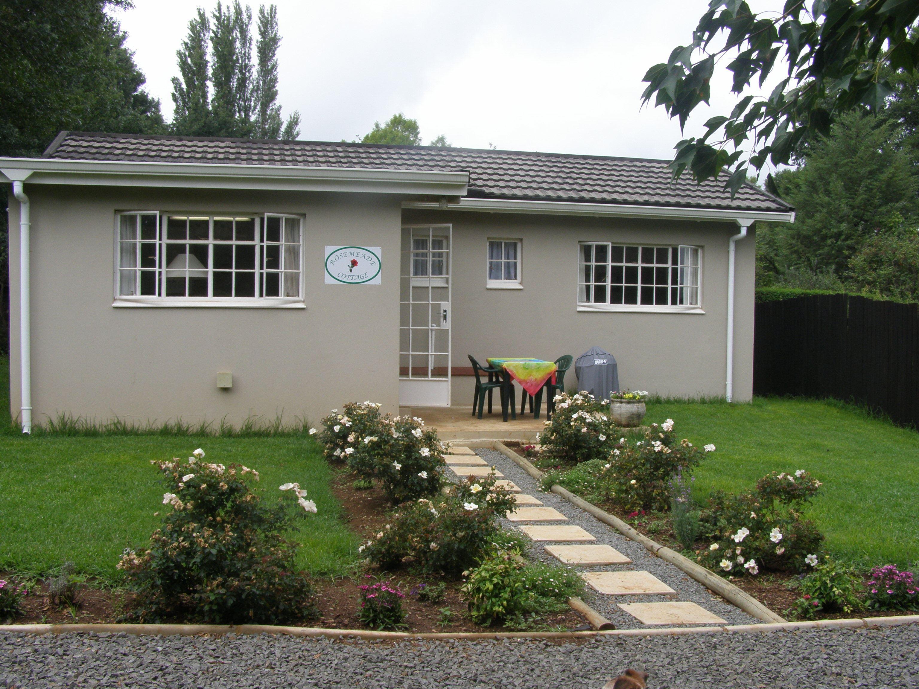 Rosemeade Cottage | Himeville Accommodation