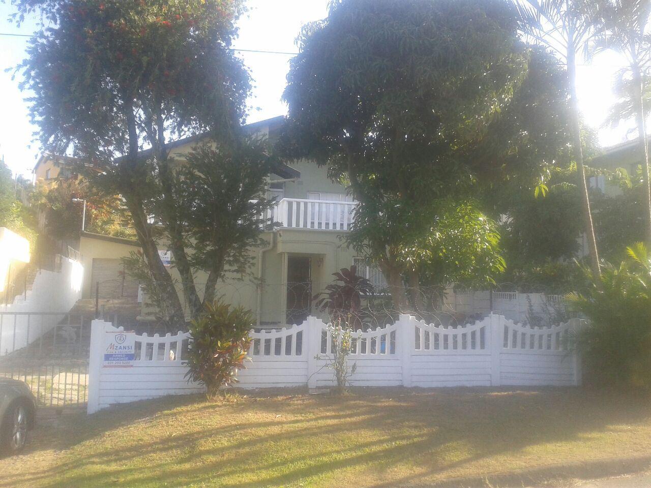 Luh Guest House | Accommodation Mobeni Heights