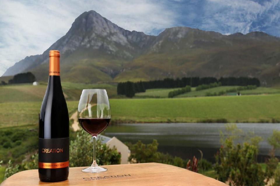 Hemel-en-Aarde Valley Fine Wine Tour | Self-catering Hemel en Aarde