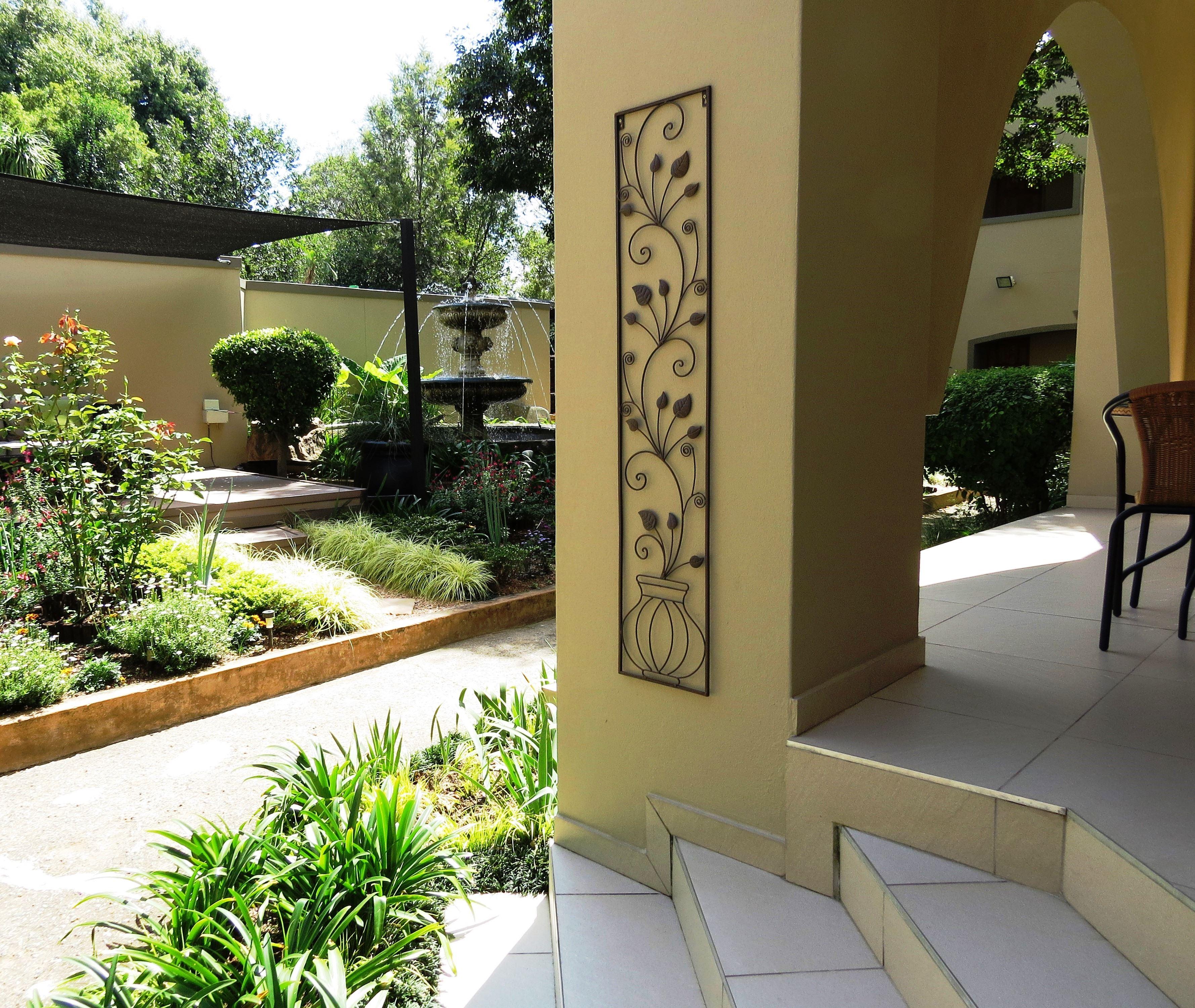 Dunton Guest House | Self-catering Rivonia
