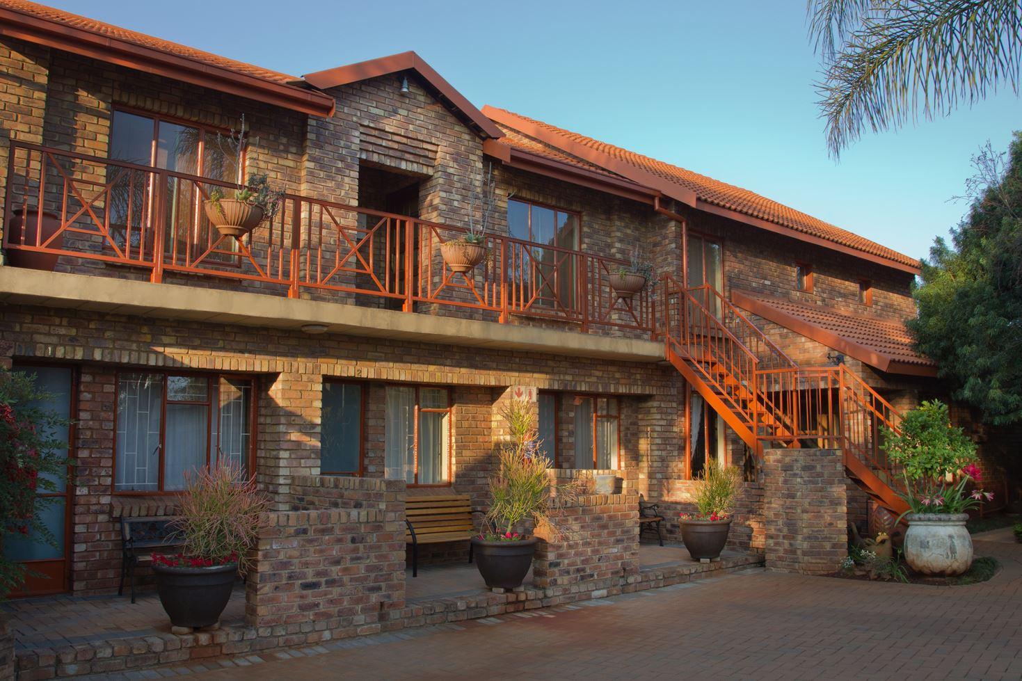 Ngena Guest House | Eldoraigne Accommodation