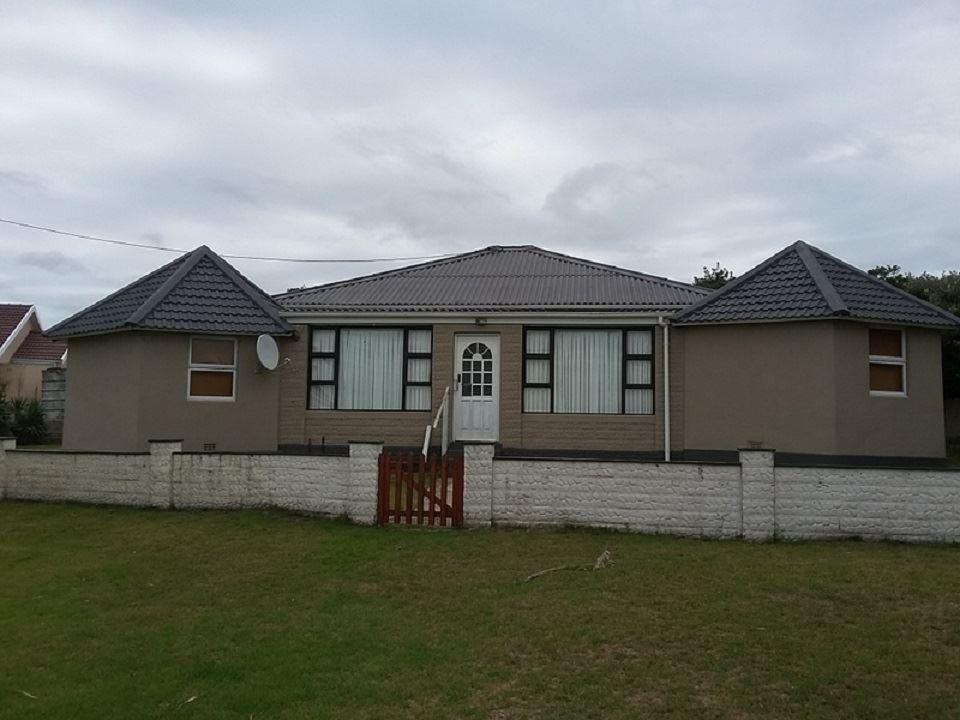 Sparkington Beach House | Kidd's Beach Accommodation