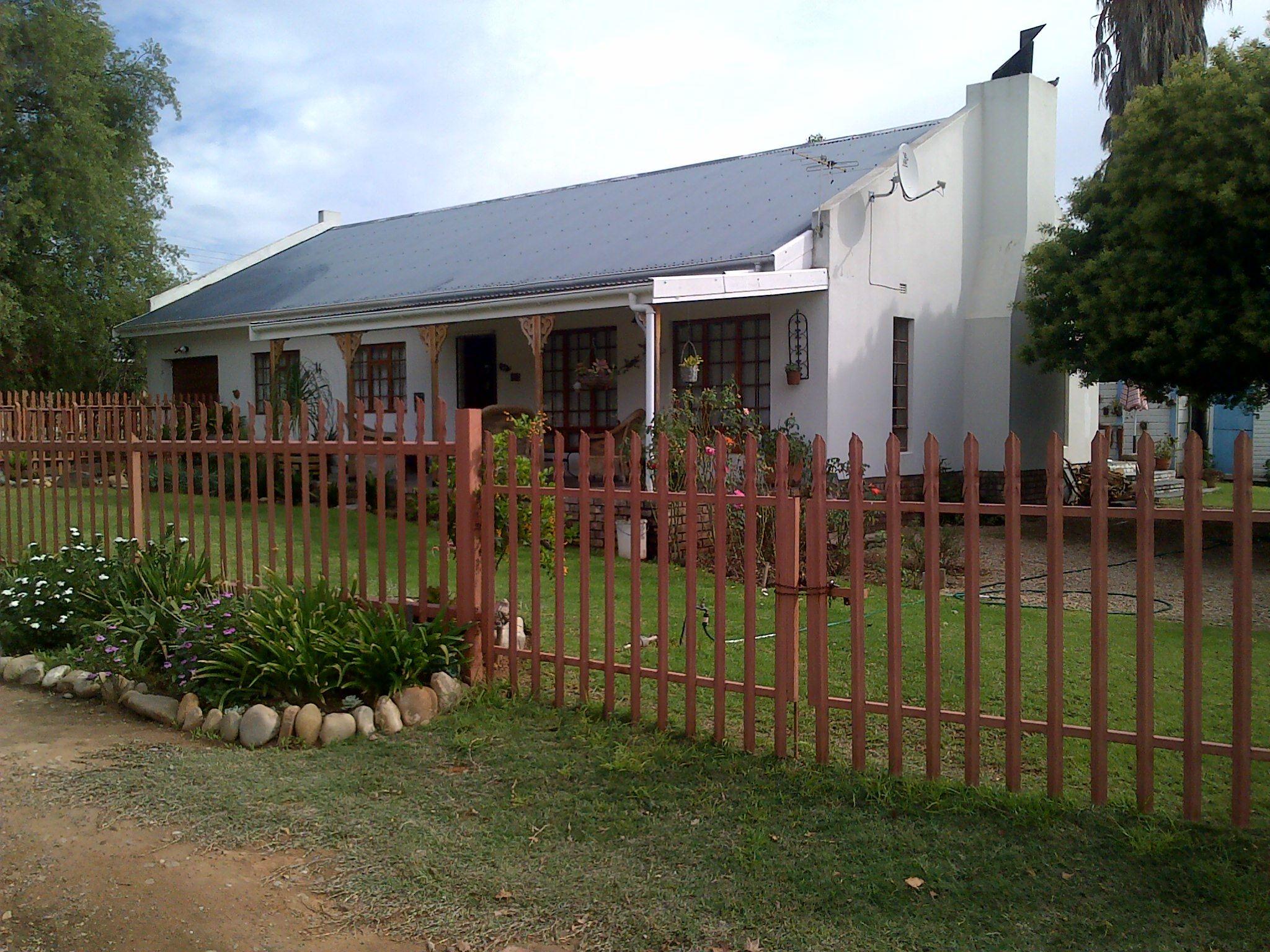 Amanda's Cottage | Accommodation Oudtshoorn