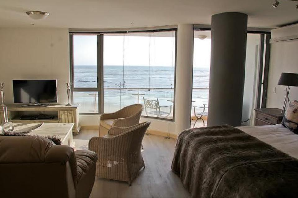 Hibernian Towers 405 | Strand Accommodation