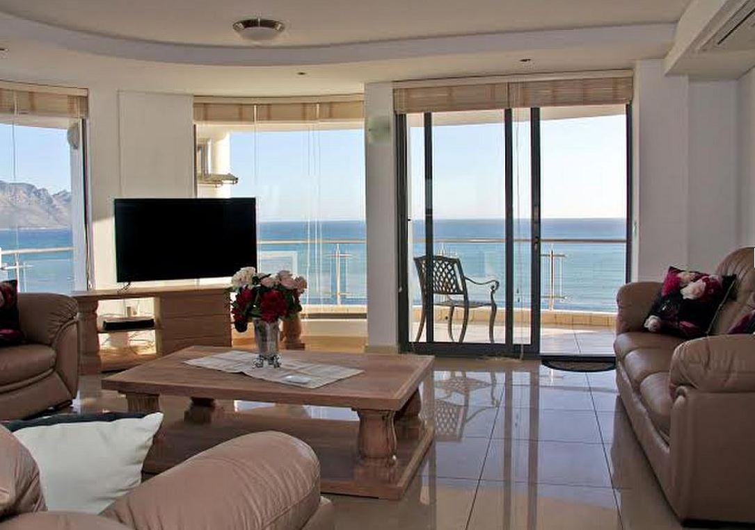 Hibernian Towers 1303 | Accommodation Strand