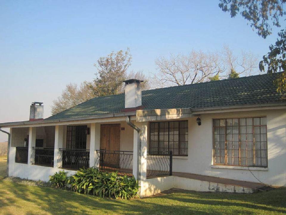 Hoyo Hoyo Machado Stud Lodge | Accommodation Machadodorp