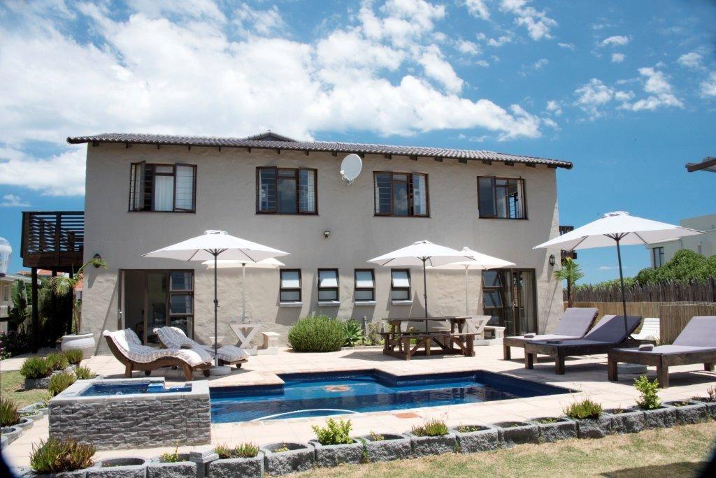 Afrovibe Beach Lodge | Accommodation Myoli Beach