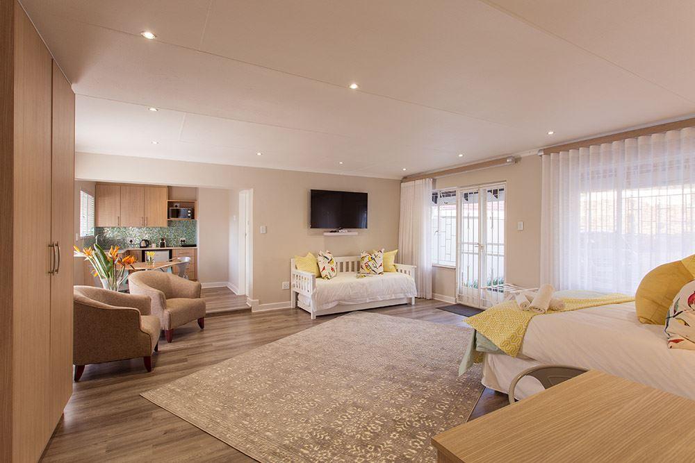 The Aviary | Erasmuskloof Self-catering