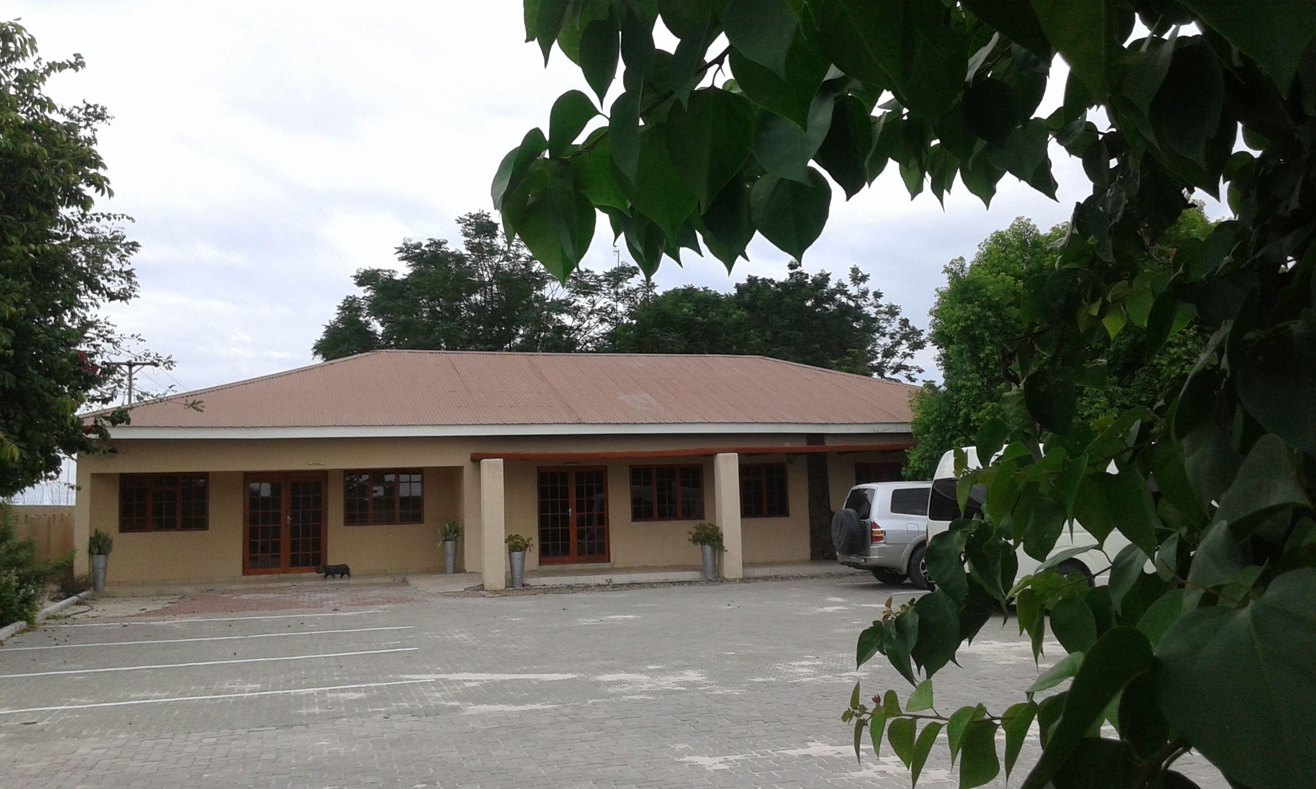 Larissa Hotel | Hotels Maun
