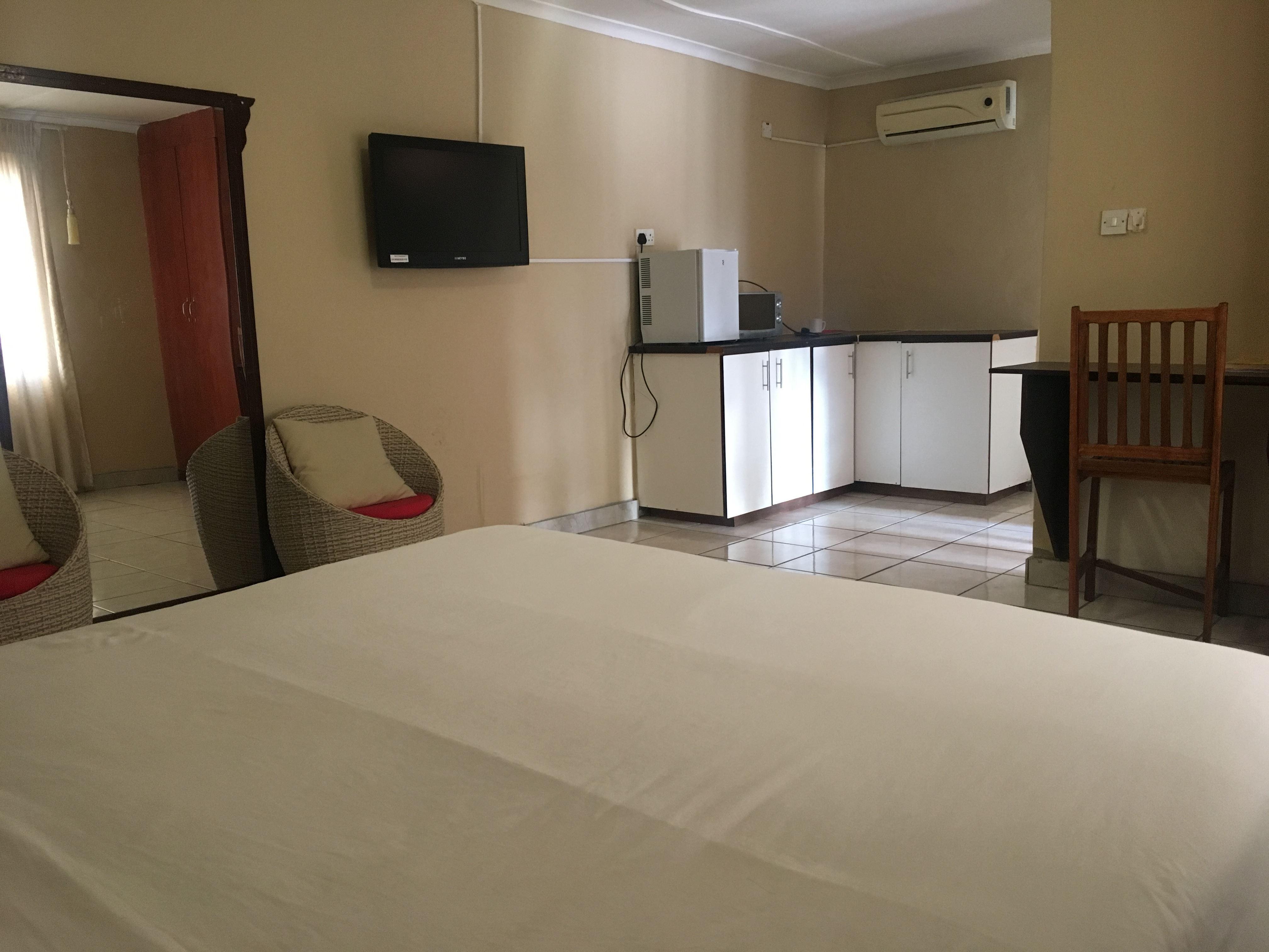Luxury Wild Inn | Accommodation Maun