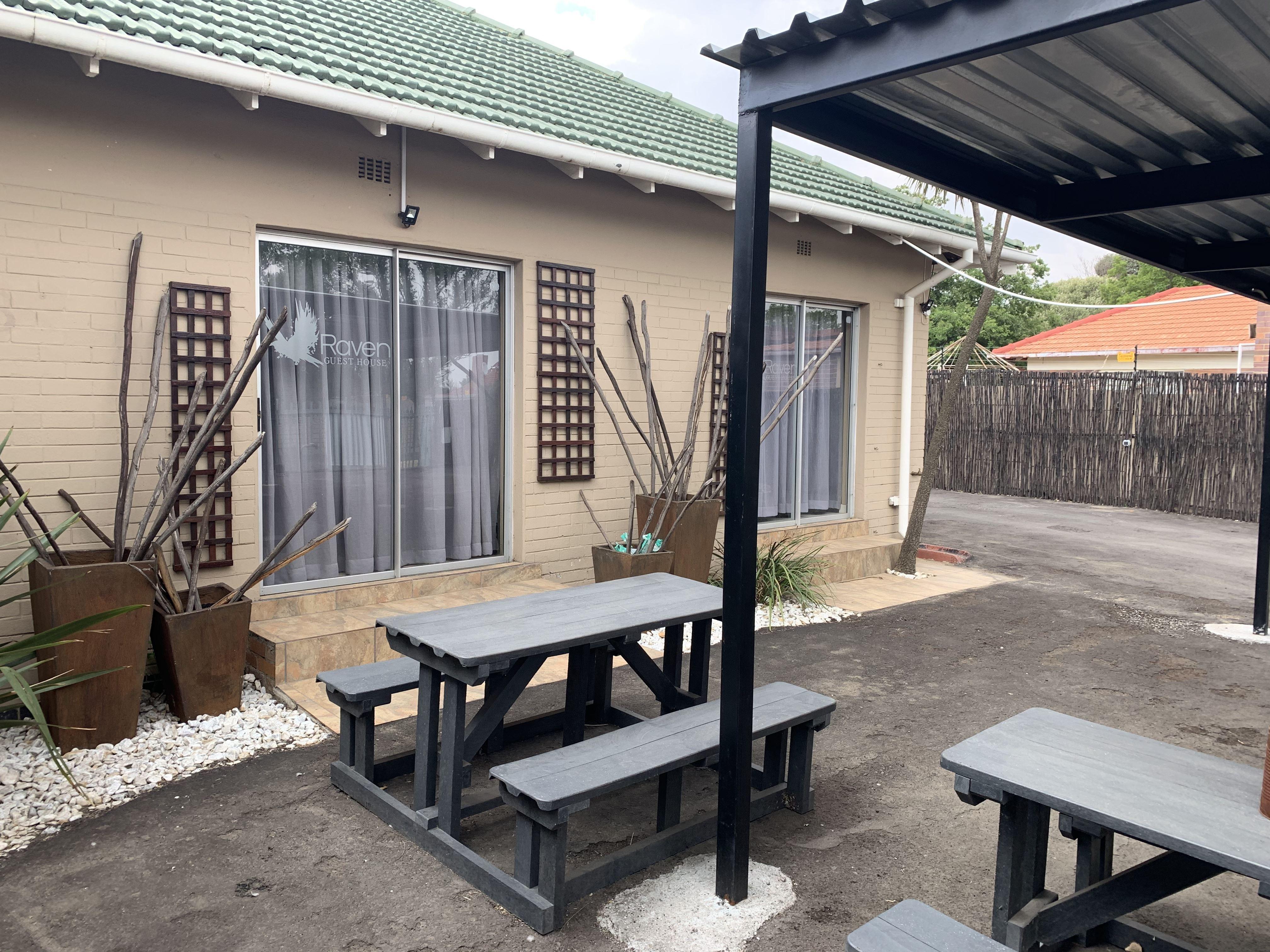 Raven Guest House Mpumalanga | Secunda Accommodation