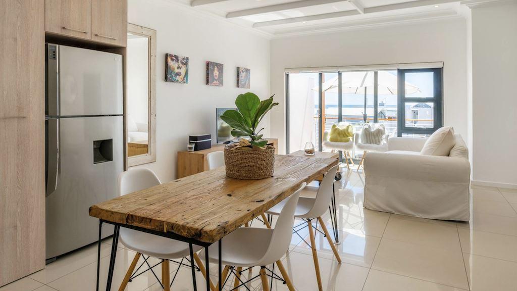 Big Bay Stunning Upmarket Apartment | Big Bay Specials