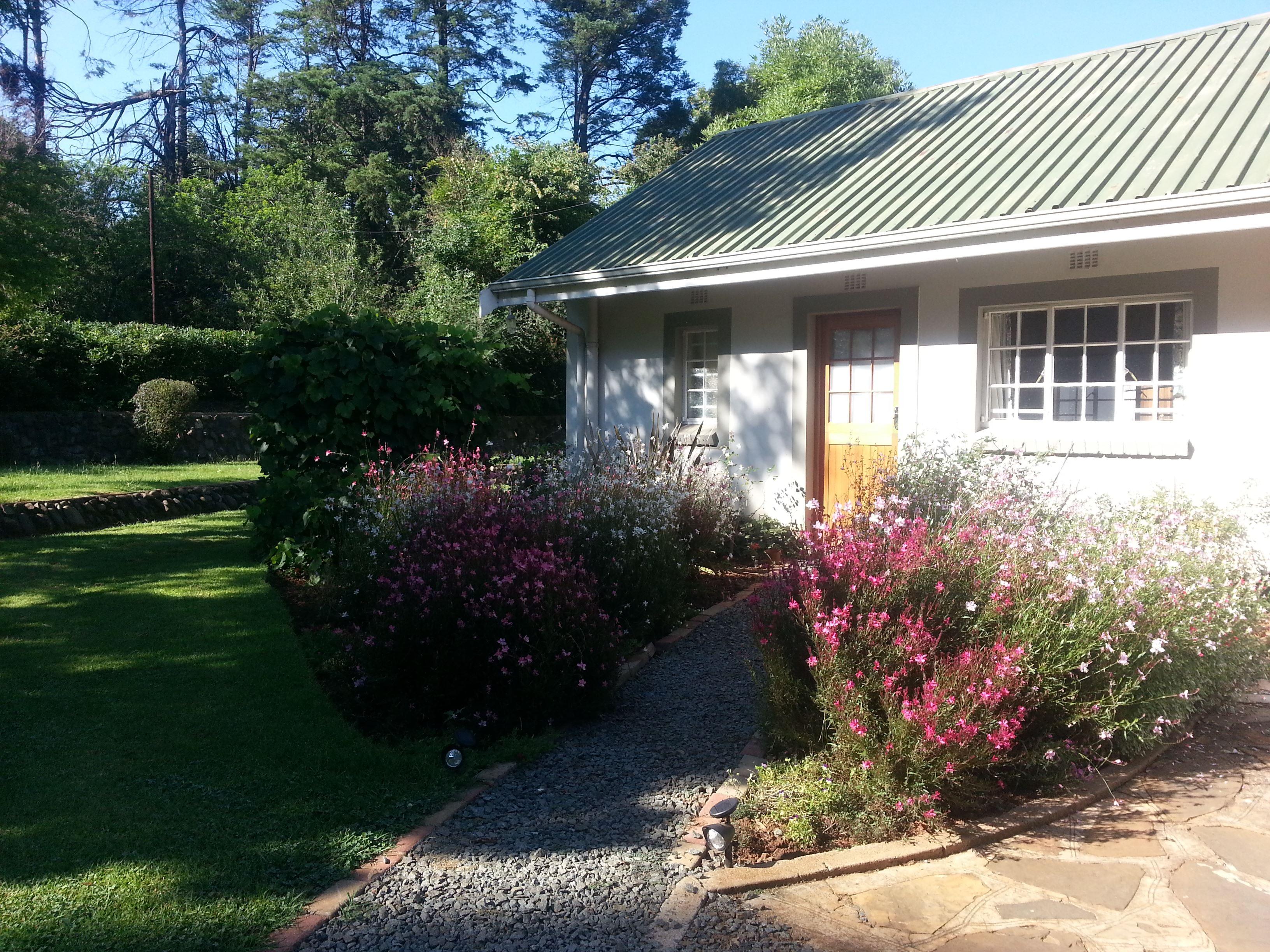 Sani Window Bed & Breakfast/Self Catering | Underberg Accommodation