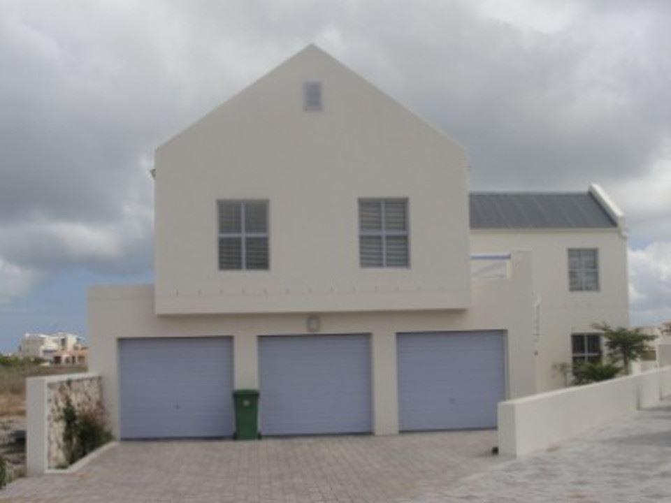 Perfect 10 - Studio Two/The Motel Room | Self-catering Calypso Beach
