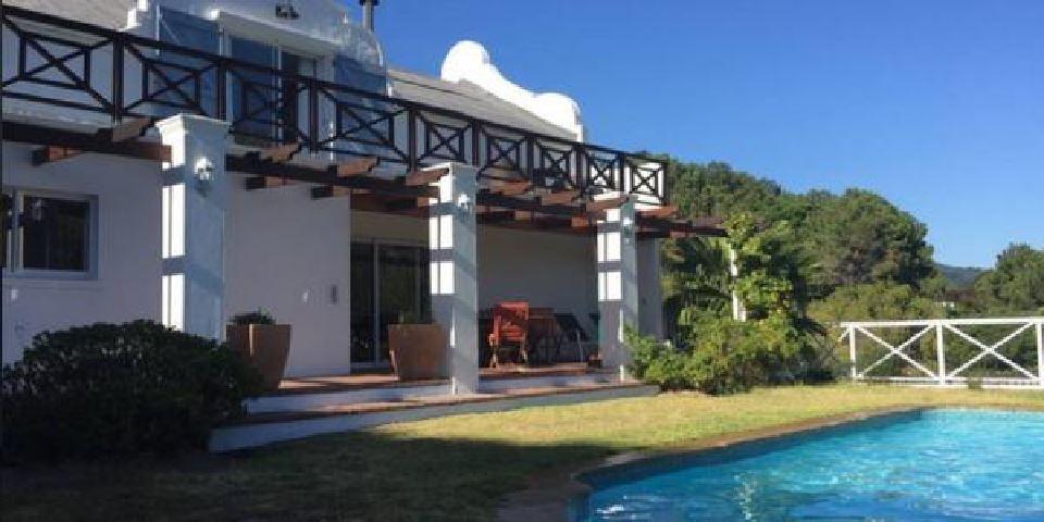 Shanka Villa | Tierboskloof Accommodation