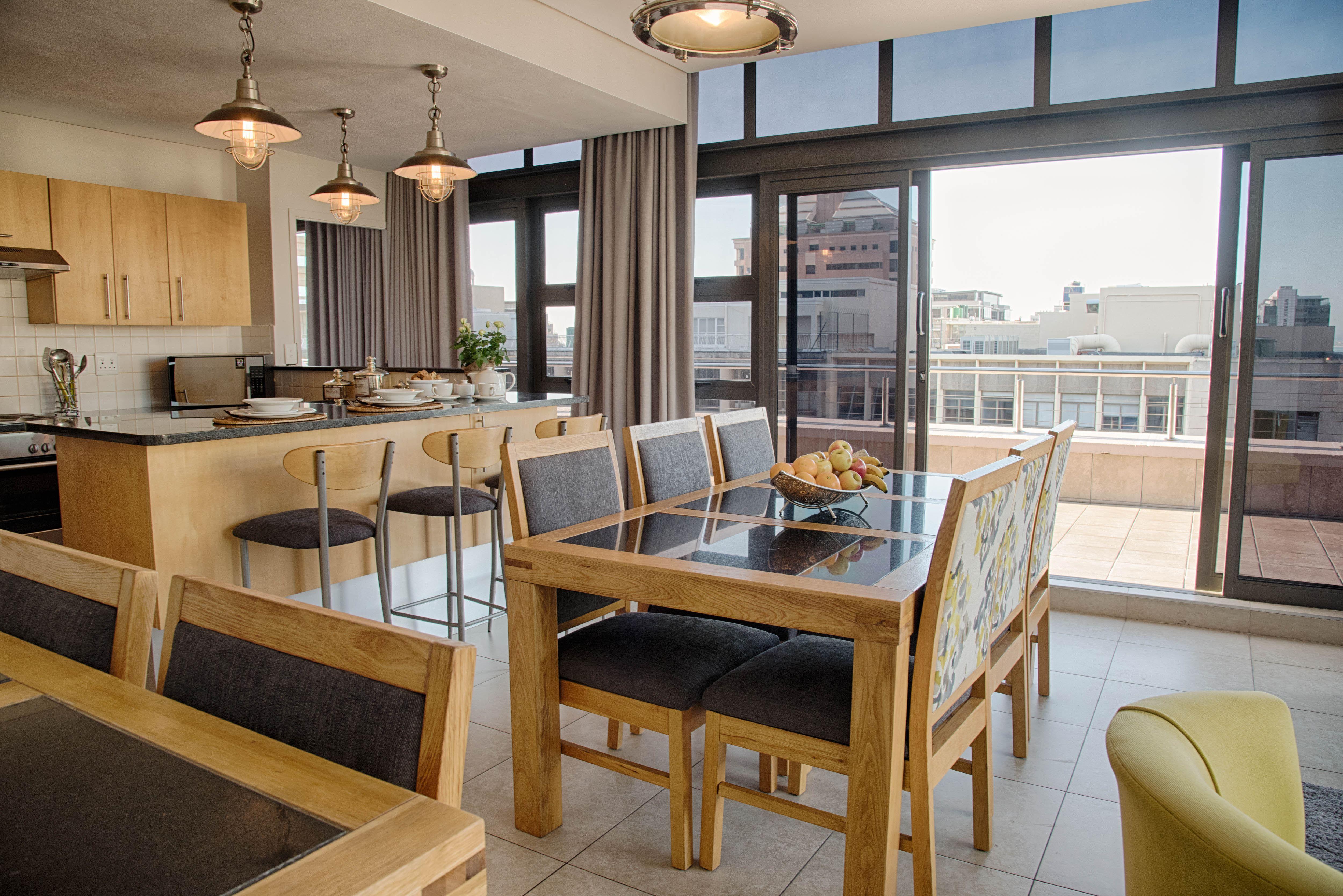 The Fountains 1105 | Cape Town City Centre Accommodation
