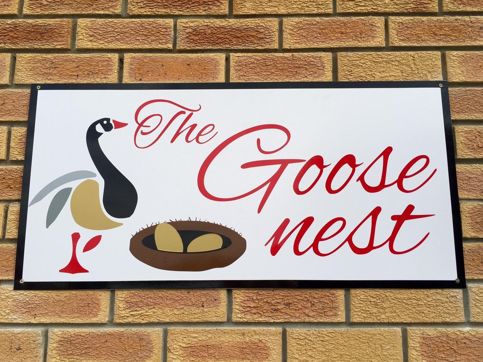 The Goose Nest | Accommodation Struisbaai