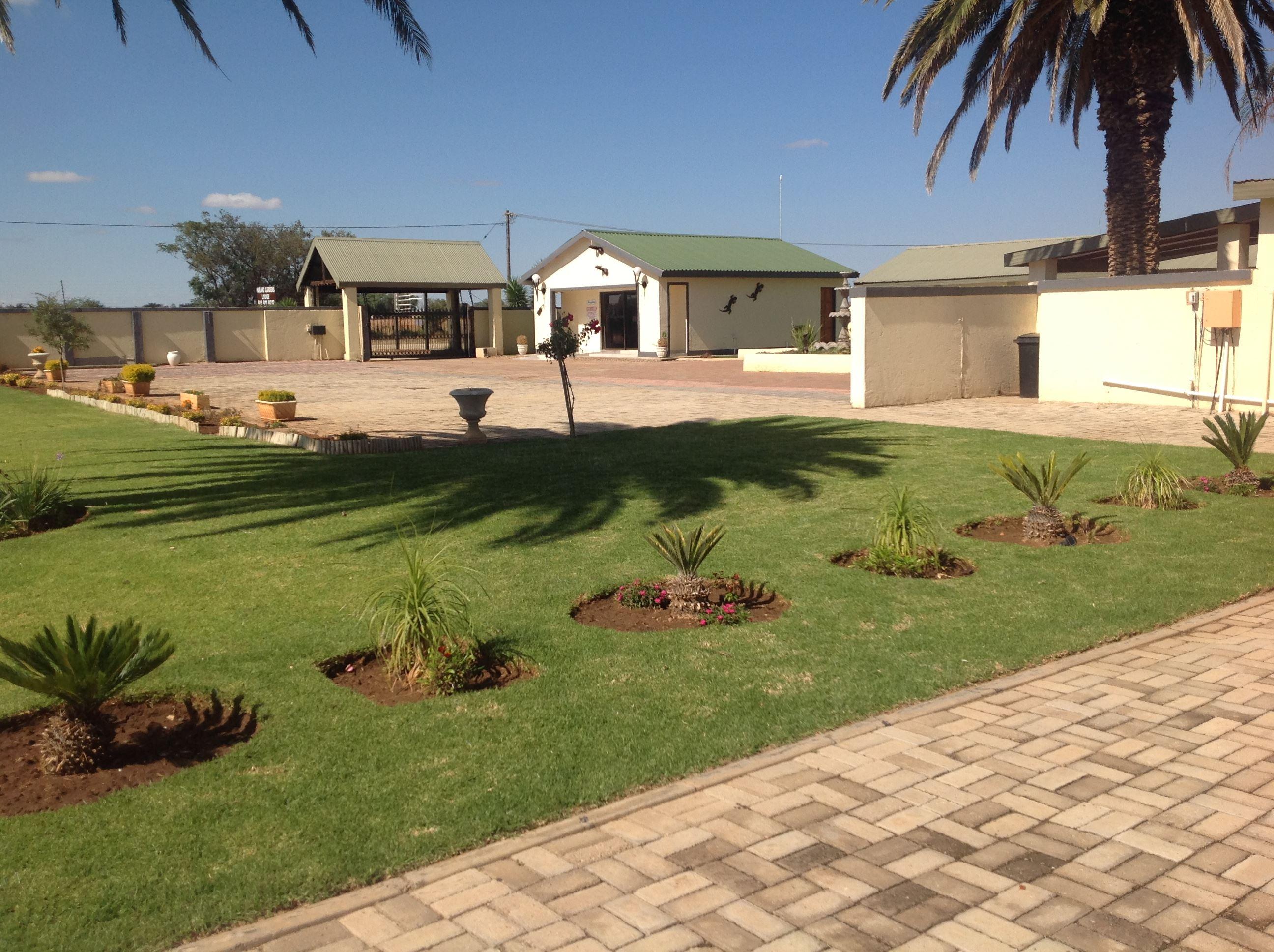 Marang Gardens Lodge | Accommodation Rooi Grond