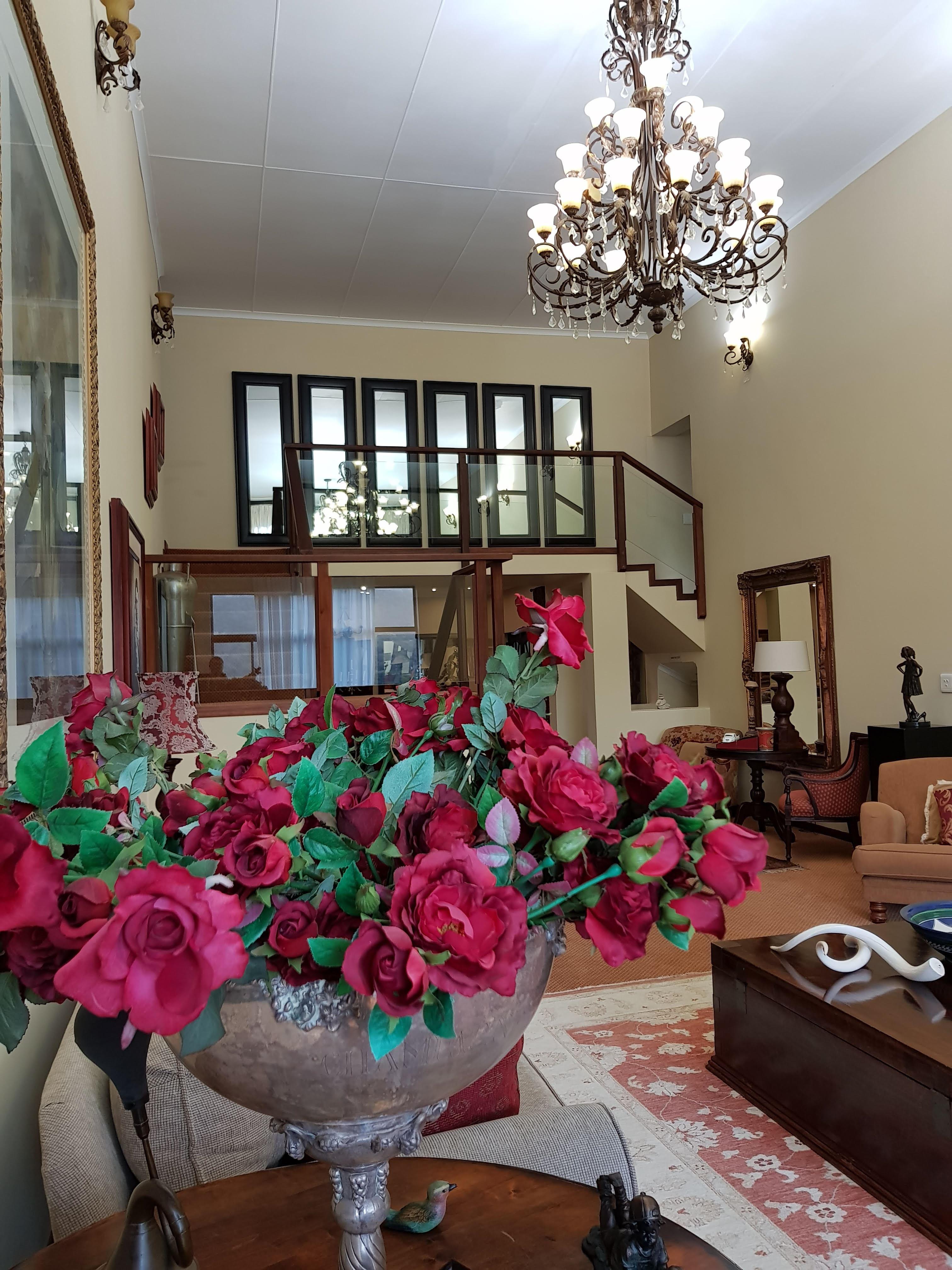 Shangri-La Manor | Accommodation Wilderness