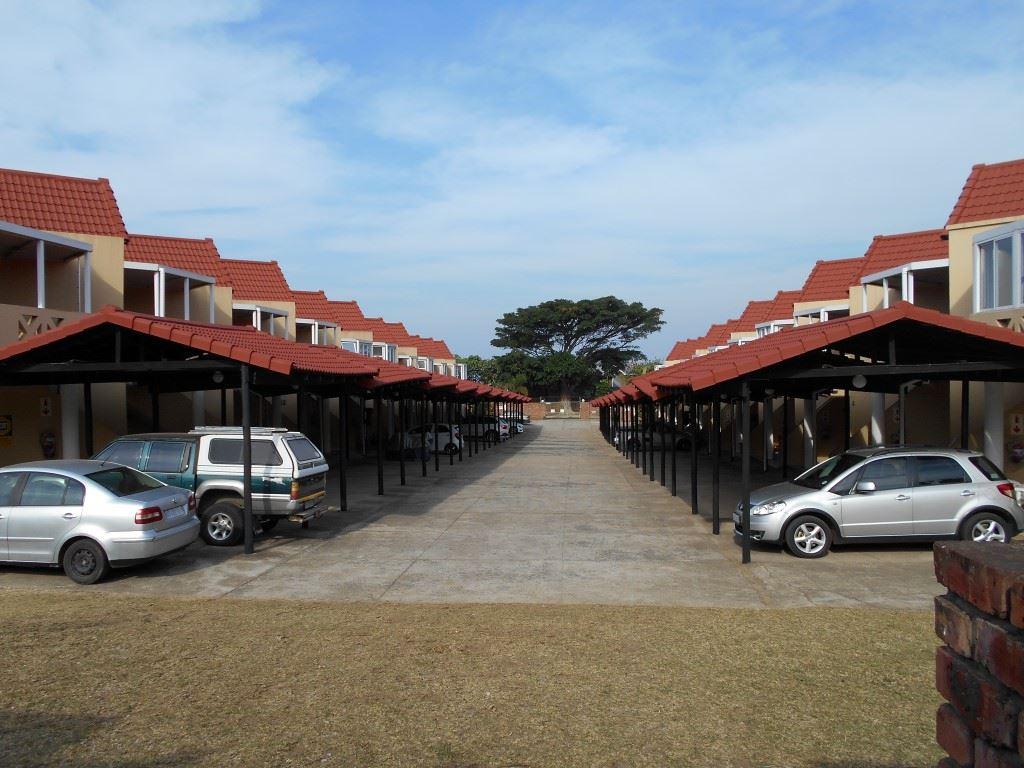 37 Seascape Lodge | Uvongo Beach Self-catering
