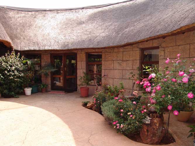 Afrika Lodge | Kempton Park Accommodation
