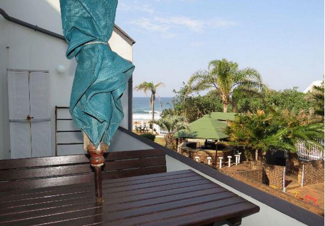 Dumela Flat 6 | Accommodation Margate North Beach