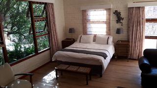 multana safaris lodge grahamstown