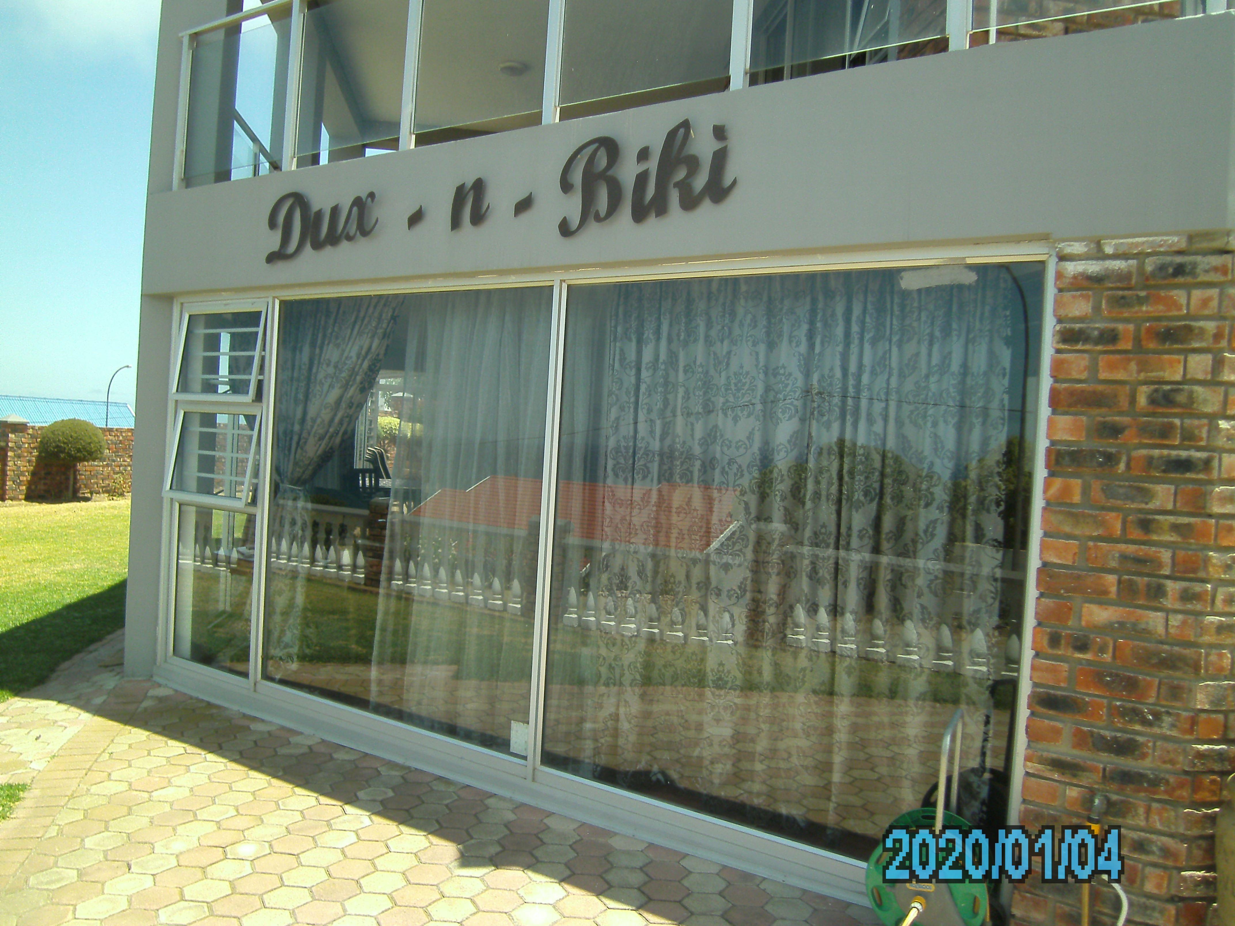Dux-n-biki Guesthouse | Dana Bay Self-catering