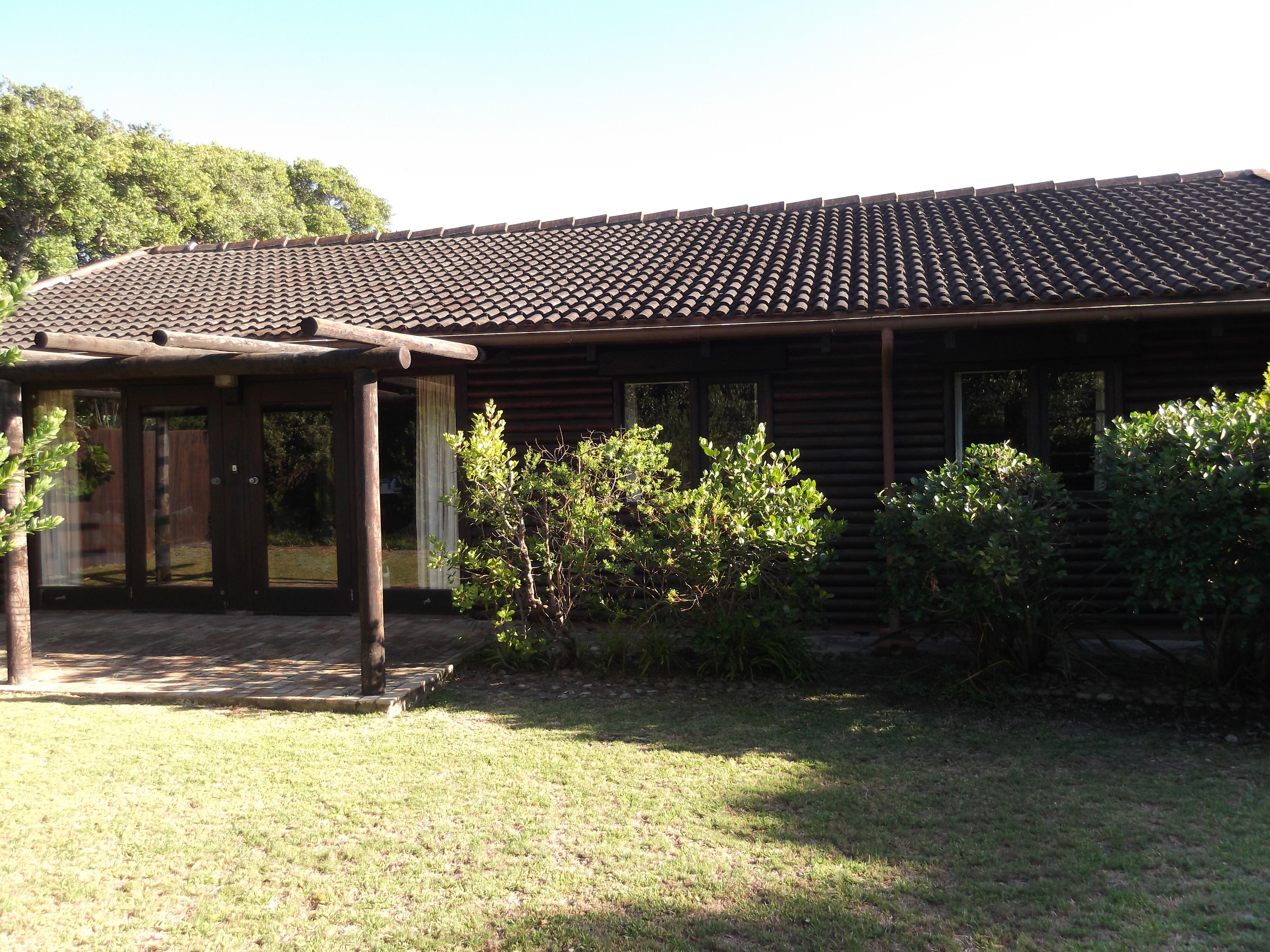 Nature's Valley Beach House | Natures Valley Self-catering