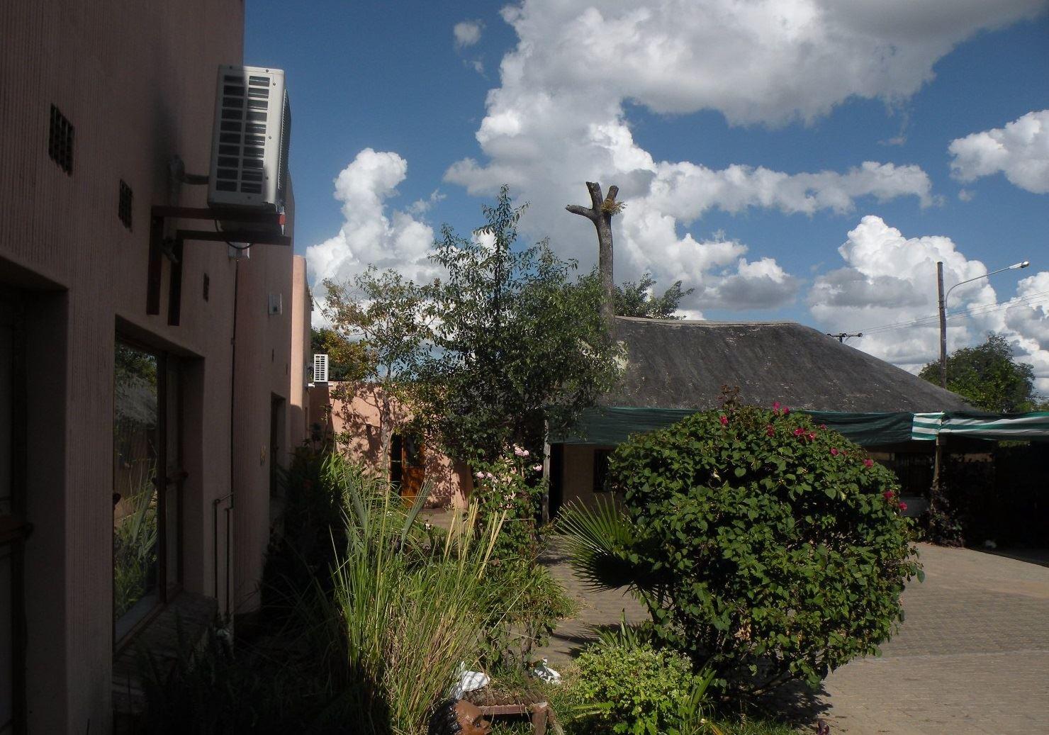 Liya Guest Lodge | Kasane Accommodation