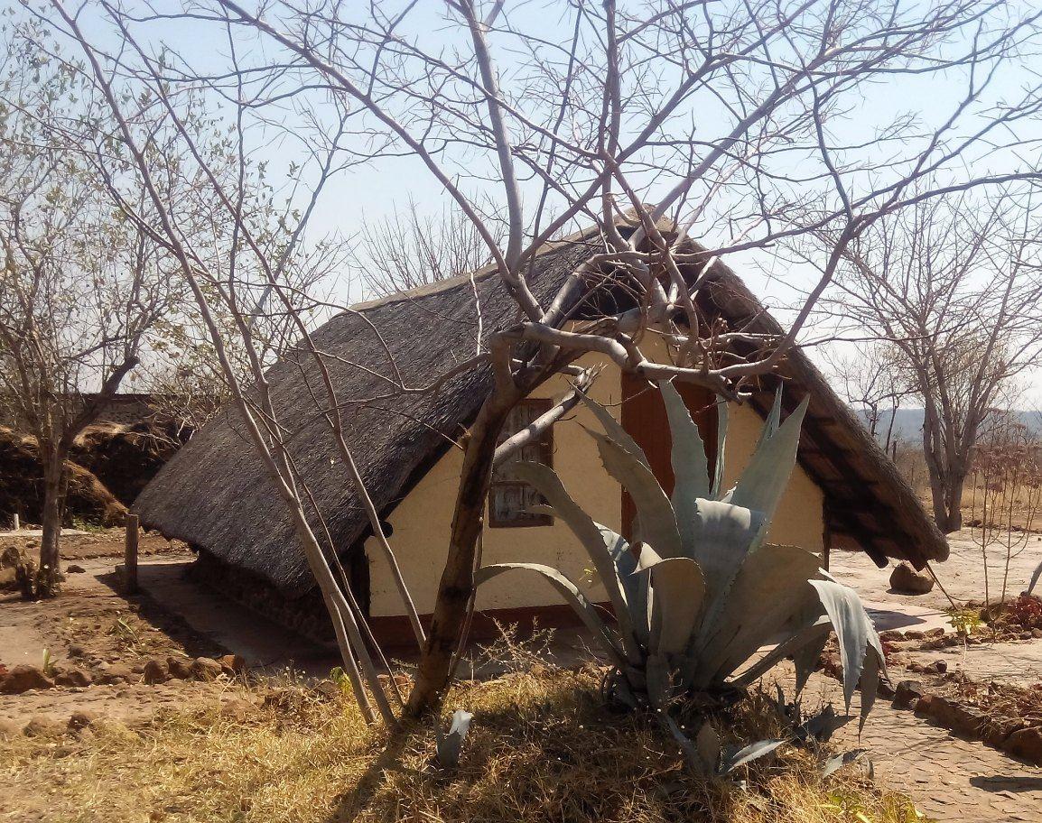 Liya Lodge & Campsite | Accommodation Kasane