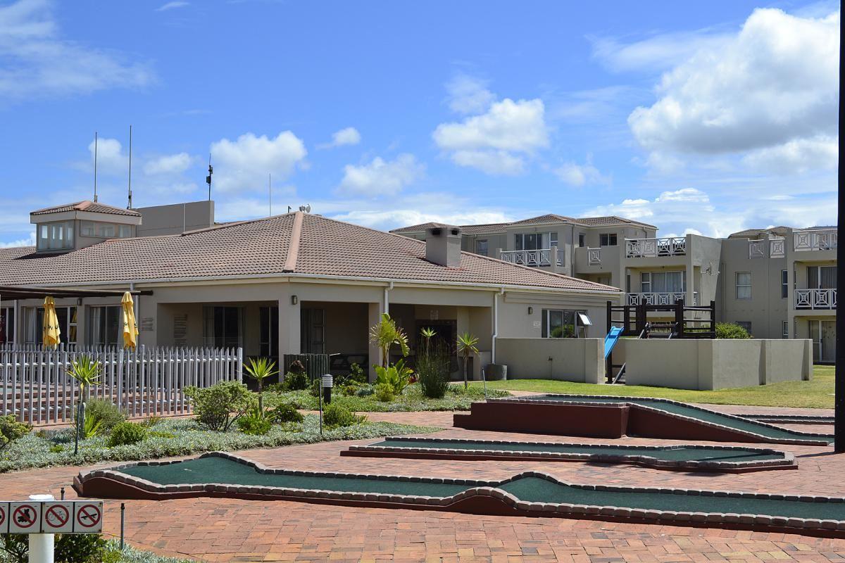 Ettienne | Accommodation Westcliff (Hermanus)