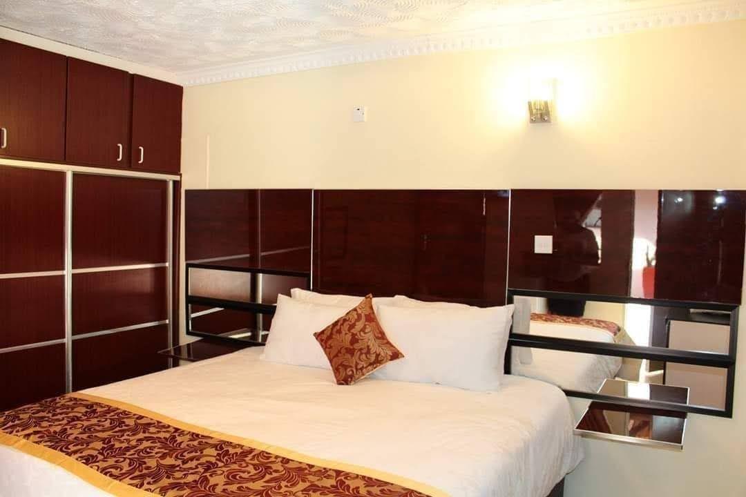 Keeme-Nao Hotel | Mahalapye Accommodation