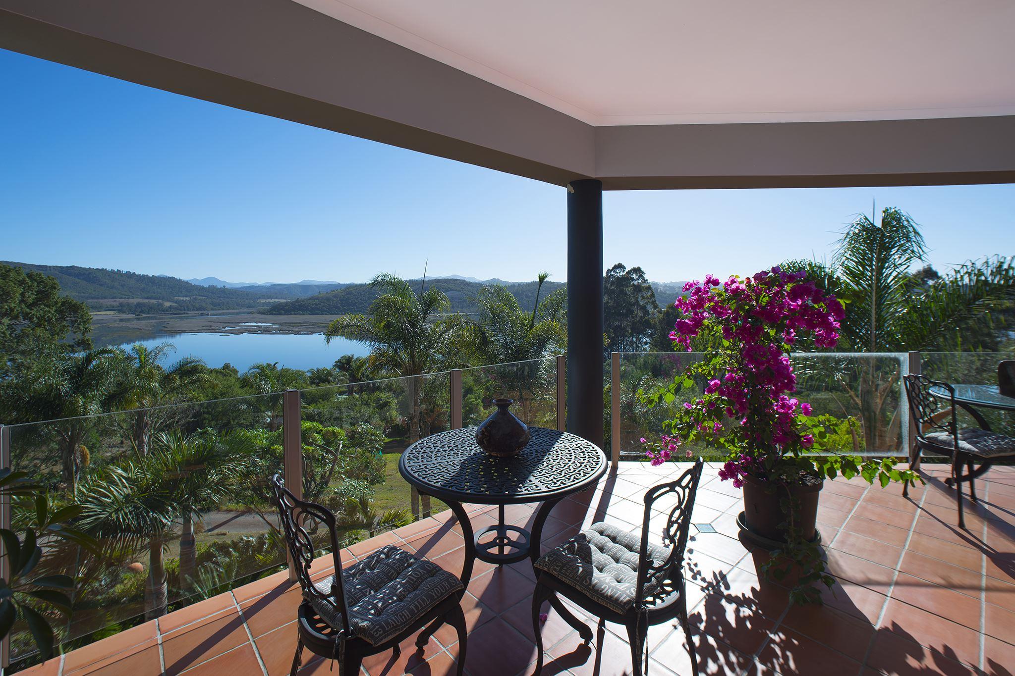 Lagoonview Villa | Belvedere Accommodation