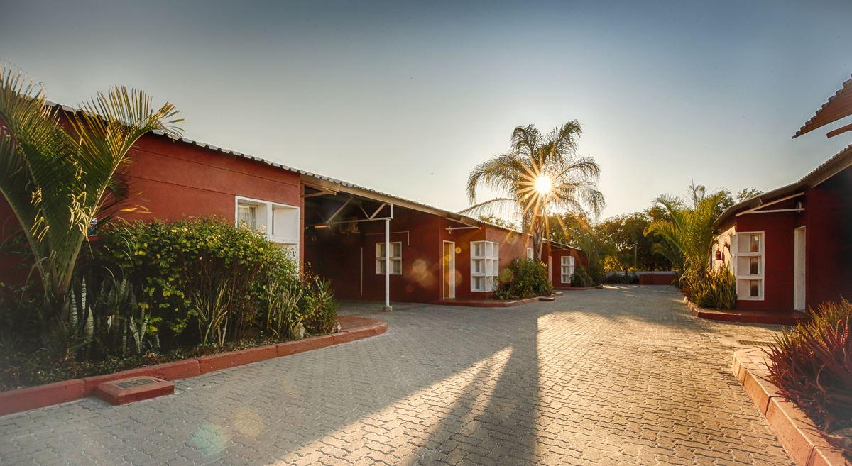 Mokoro Lodge | Hotels Maun