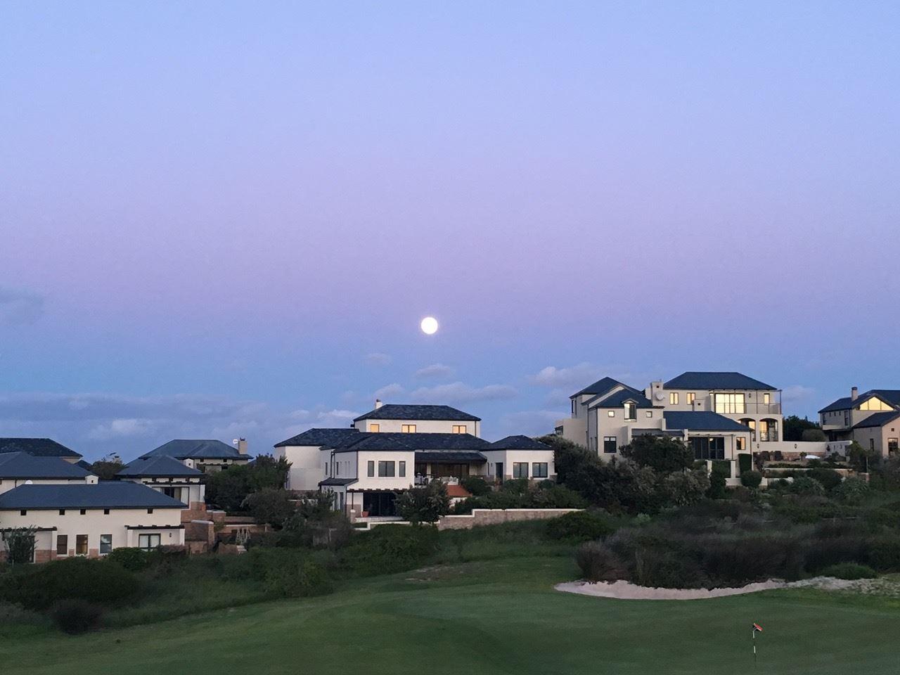 5 Rock Pool | Atlantic Beach Golf Estate Accommodation