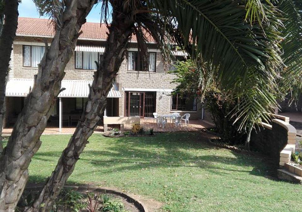 Southgate 16 | Self-catering Uvongo Beach