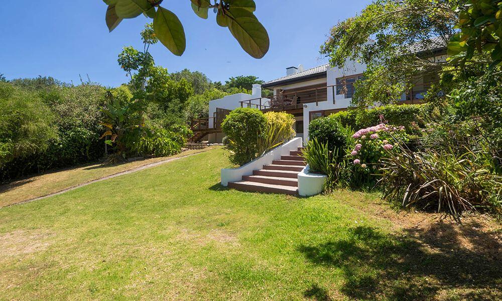 The Villa At The Rambler's Rest | Paradise Accommodation
