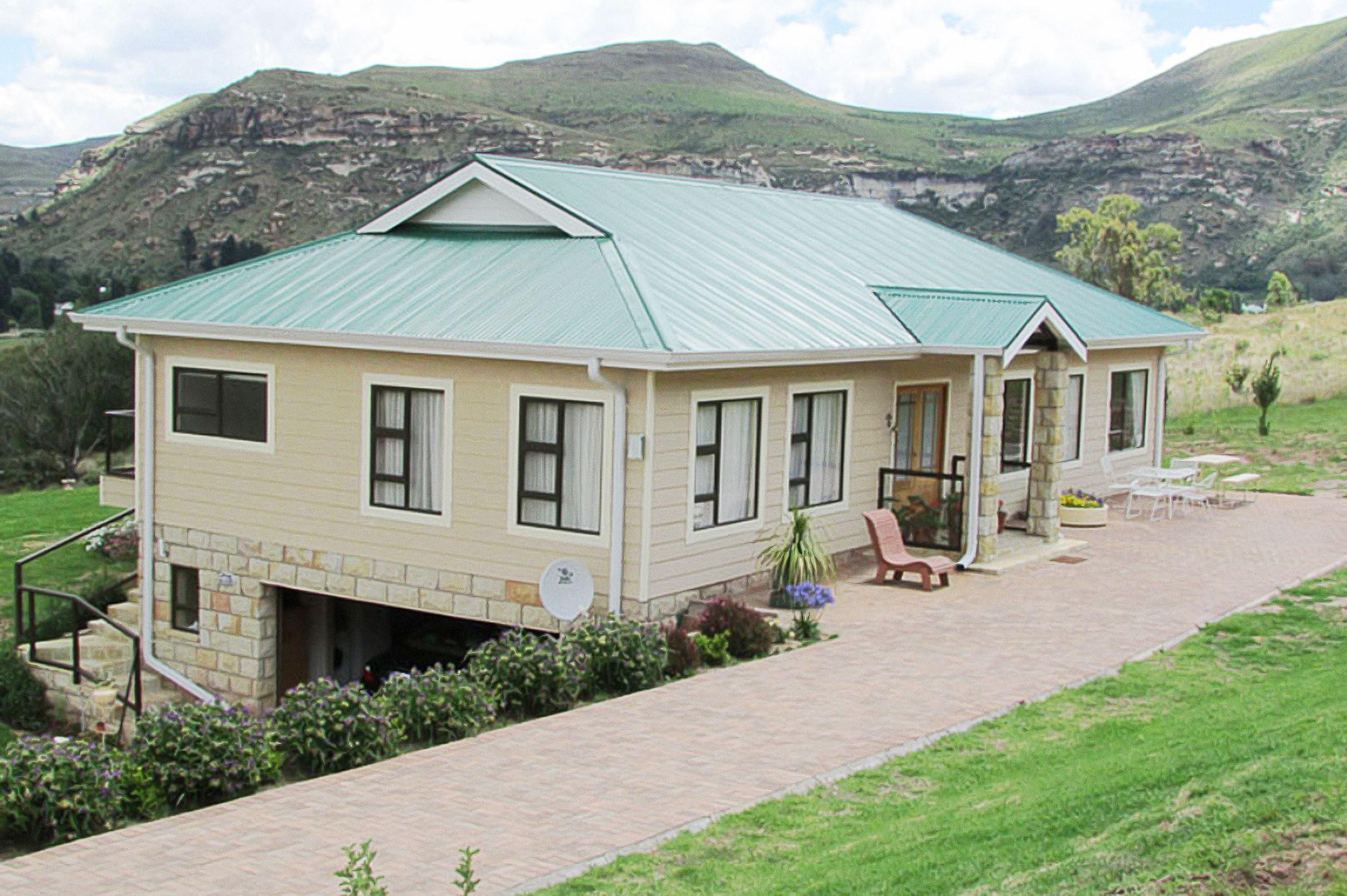 18A Eagles View House | Clarens Golf and Trout Estate Accommodation