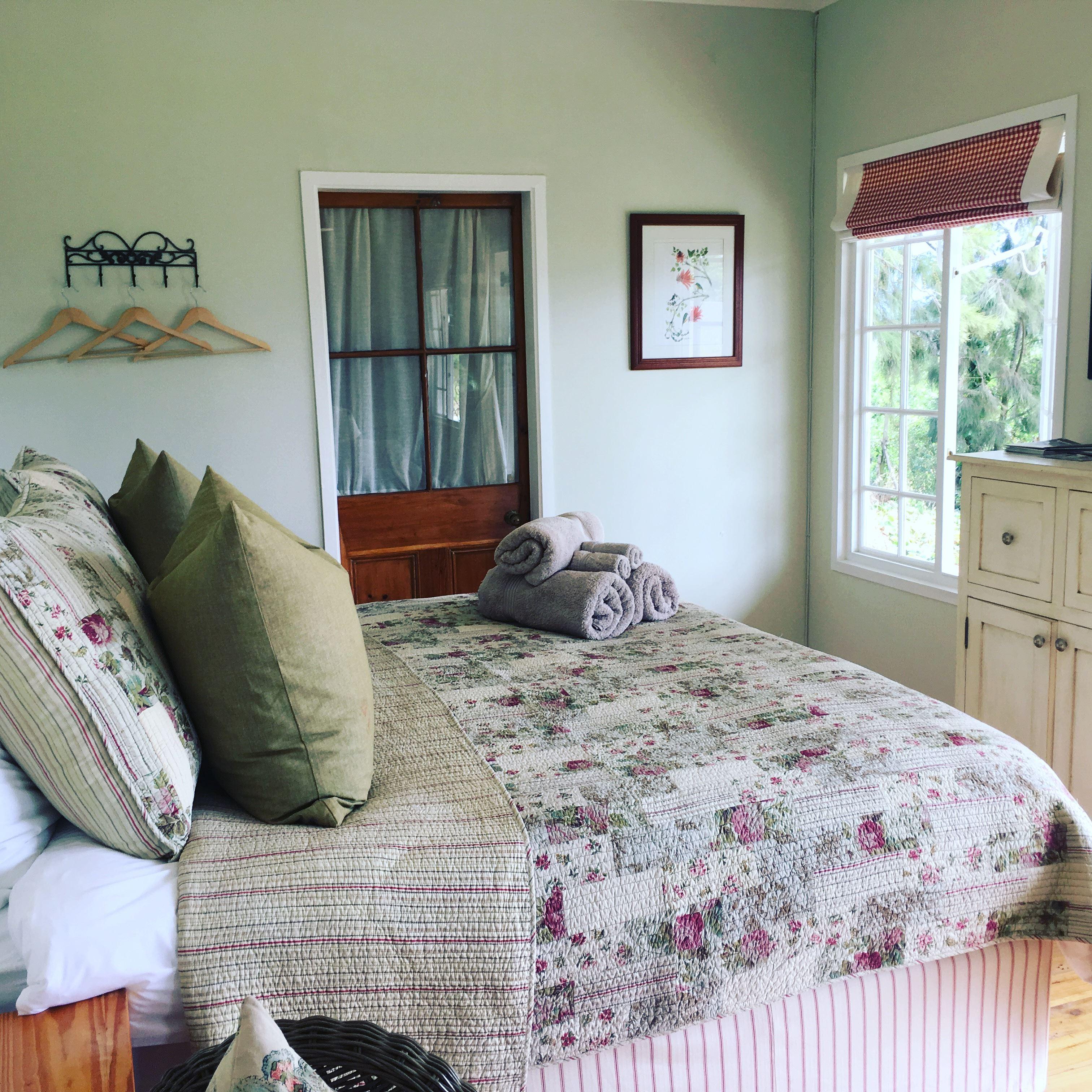 Cheverells Farm Accommodation | Accommodation Elgin