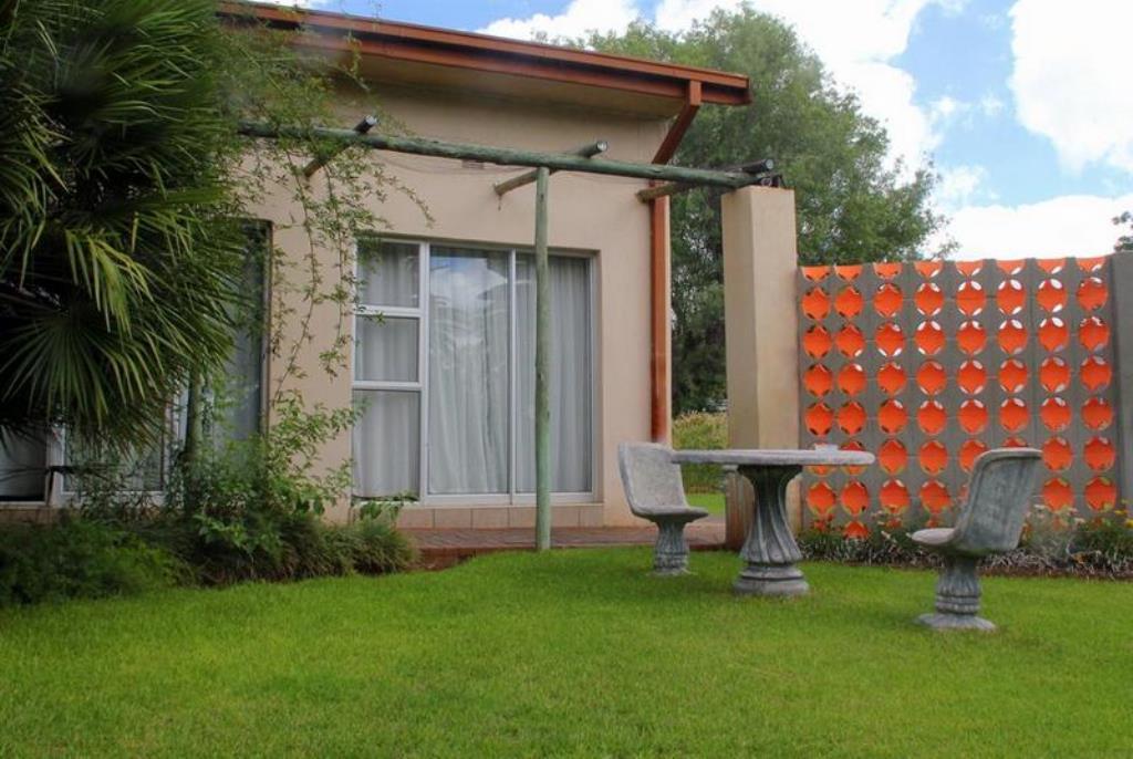 The Guesthouse on Main | Kuruman Accommodation