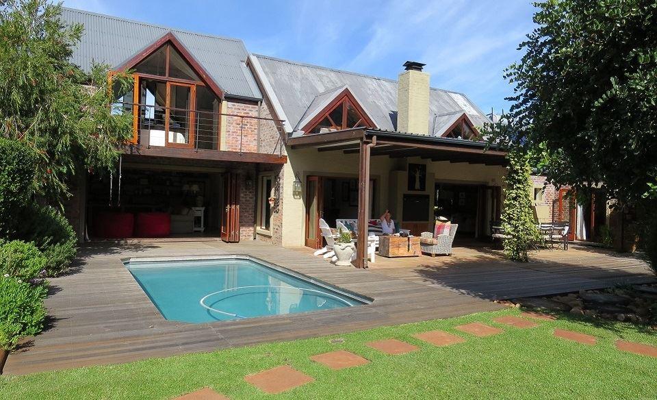 Willoughby Place Villa | Noordhoek Self-catering