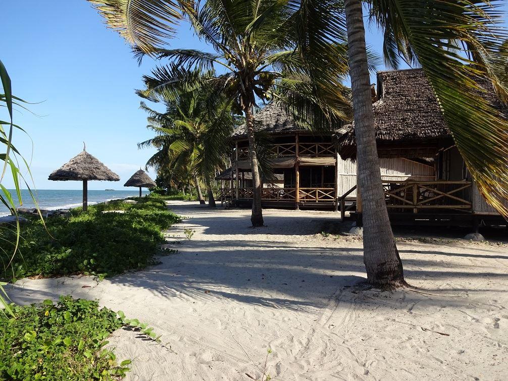 Barry's Beach Resort | Tanzania Specials