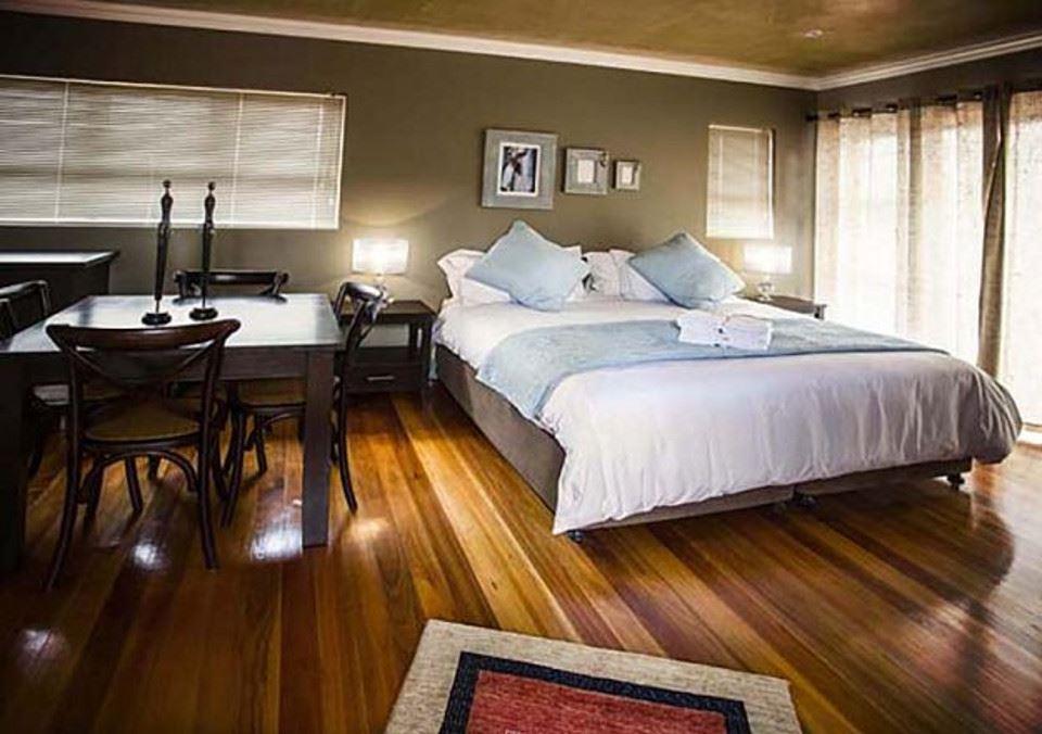 Waves Guest House | Wavescrest (Jeffreys Bay) Accommodation