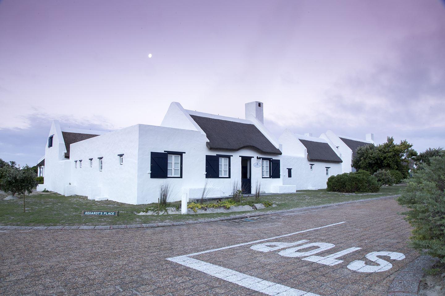 Trinacria | Struisbaai Self-catering