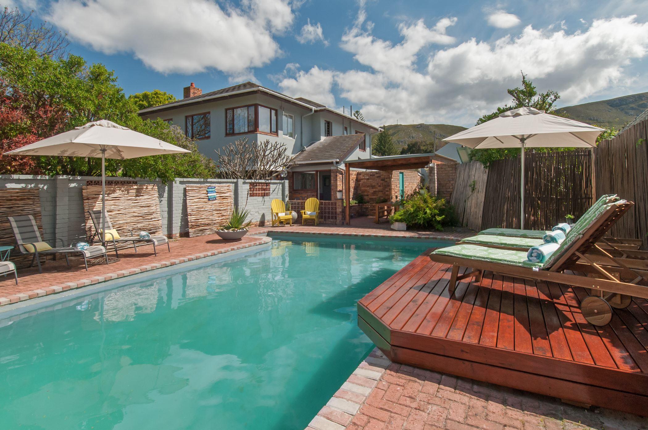 6 Stemmet Lodge | Hermanus Accommodation