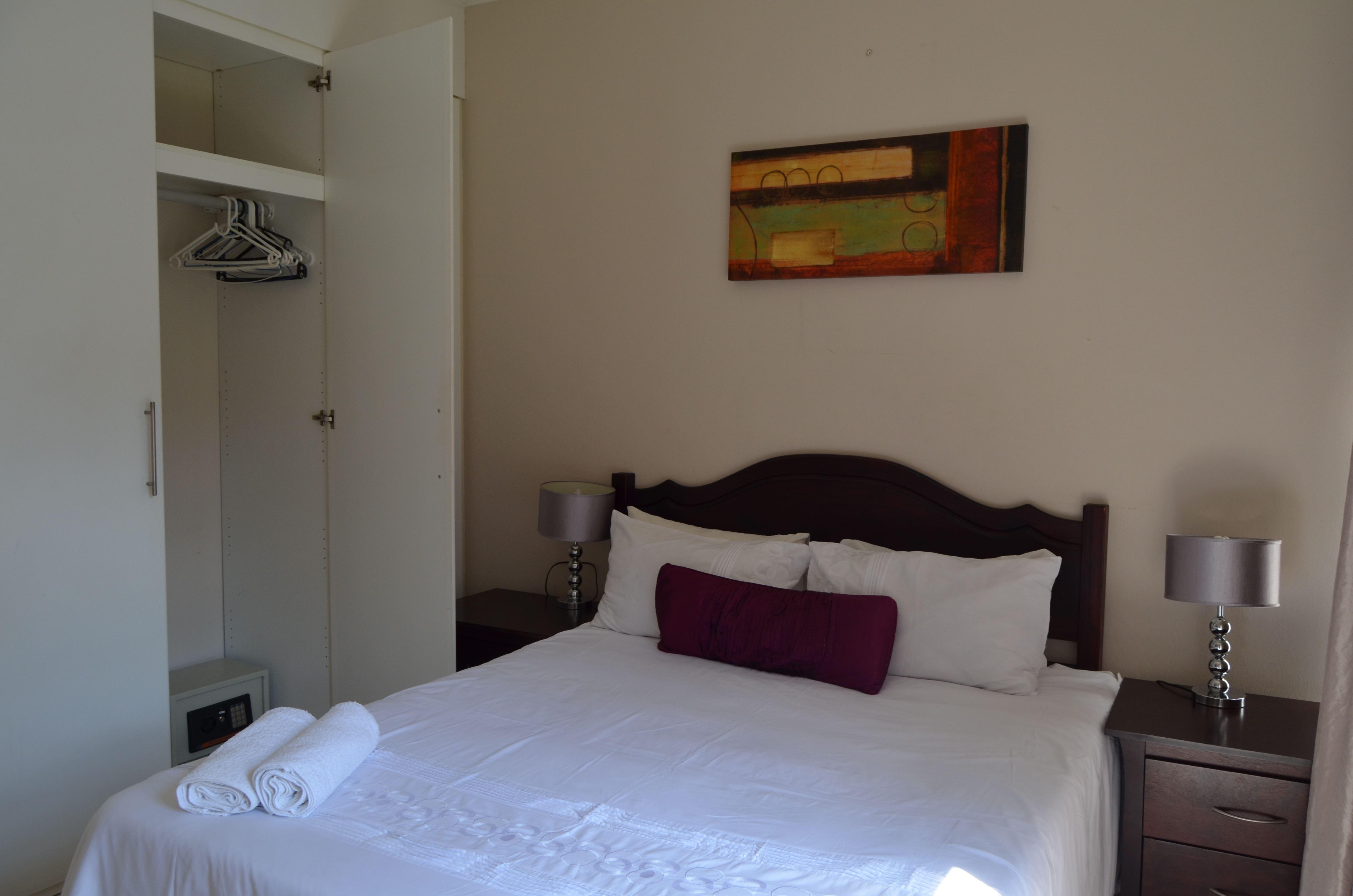Leafy Apartments Randburg